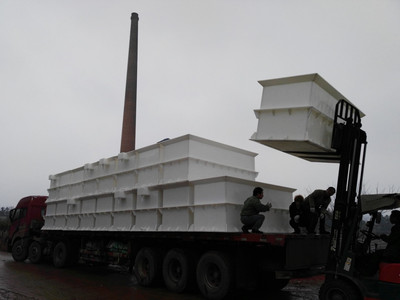 大量批发电镀槽 湖南电解槽 长沙电镀槽 乐海牌化学镀成套设备 订做化学镀成套设备 PP化学镀成套设备 塑料化学镀成套设备图片_高清图_细节图
